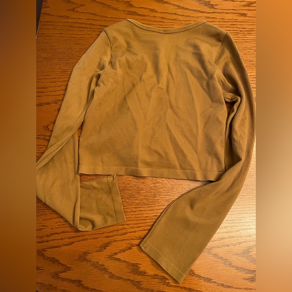 Garage Brown Long Sleeved Croptop - Picture 5 of 5